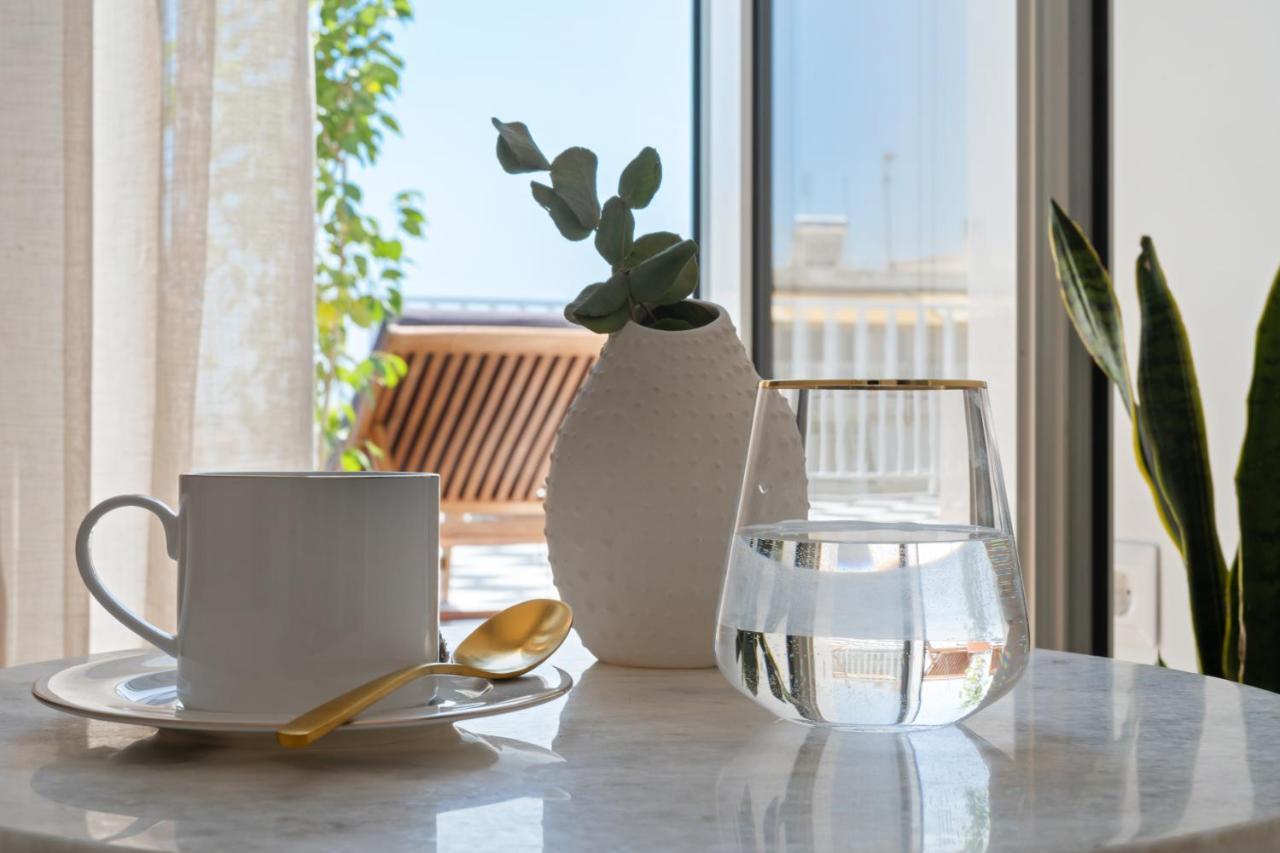 Luxurious Apartment With Big Sea View Terrace - Central Location Aten Exteriör bild